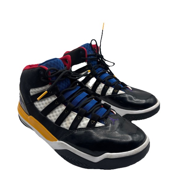 Jordan Max Aura White Black Purple Jordan Max Aura Rivals Men's Shoes Nike CQ9451-001 Black/